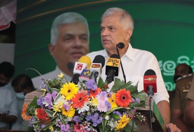 Sri Lanka PM Ranil Wickremesinghe agrees to step down after protesters storm President's house