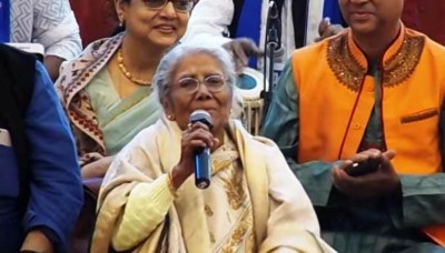 Bengal mourns singing icon Sandhya Mukhopadhyay's demise