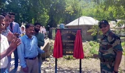 Jammu and Kashmir: Army constructs bridge to ease the commute of school children