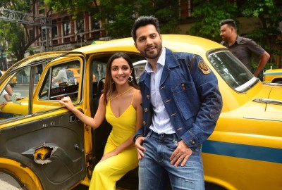 Believe in the institution of marriage? Varun Dhawan, Kiara Advani bare hearts promoting Jugjugg Jeeyo