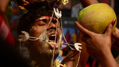 West Bengal: Vel Vel festival in Bandel