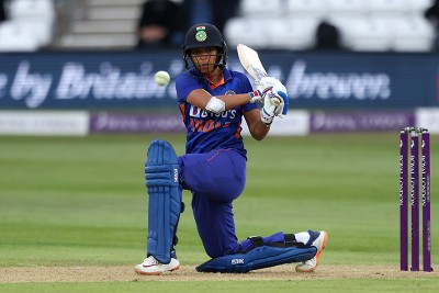 Harmanpreet Kaur leads India to historic series win in England