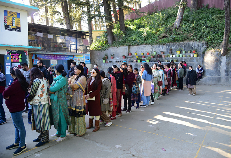 Himachal Pradesh: Voters vote to elect new Assembly