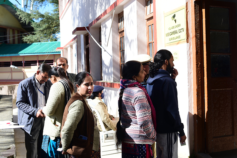 Himachal Pradesh: Voters vote to elect new Assembly