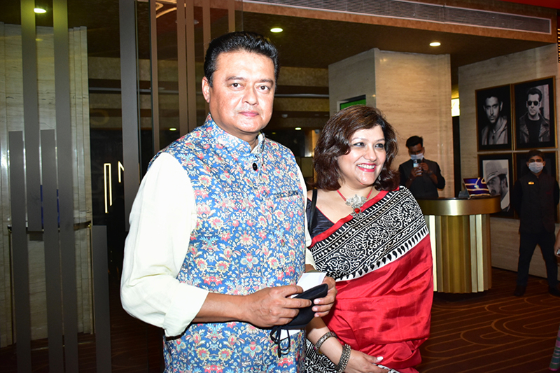 Star-studded premiere of Bengali film Abbar Kanchanjangha