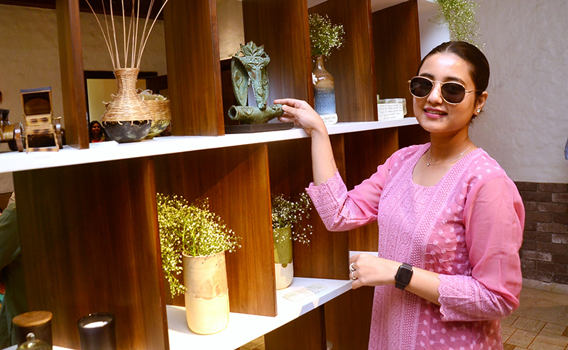 Tollywood stars grace launch of Aboli's flagship store in Kolkata