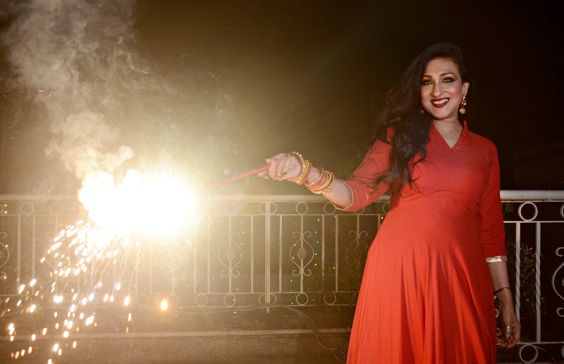 Rituparna Sengupta celebrates Diwali in Kolkata residence