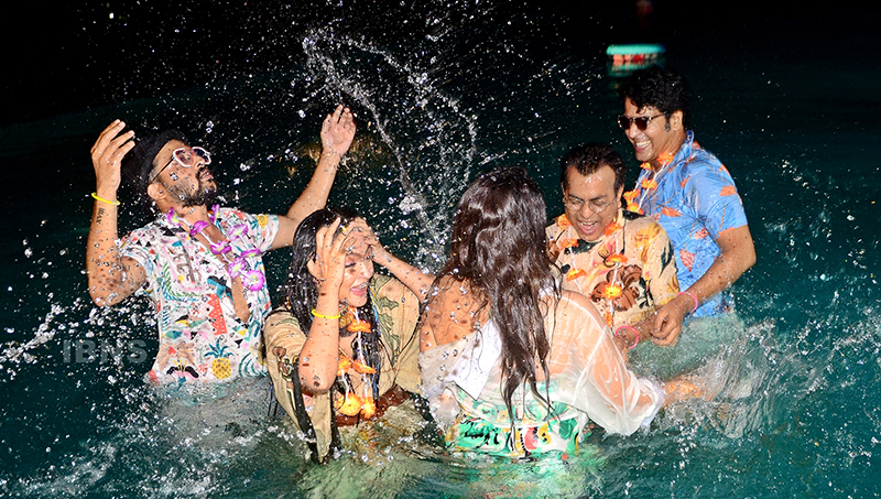 Team Abar Bibaho Obhijaan makes splash in water launching Mon Bajare song