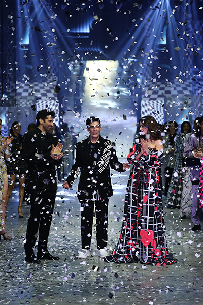 Ananya Panday, Aditya Roy Kapur sizzle LFW ramp as they turn showstoppers for Manish Malhotra