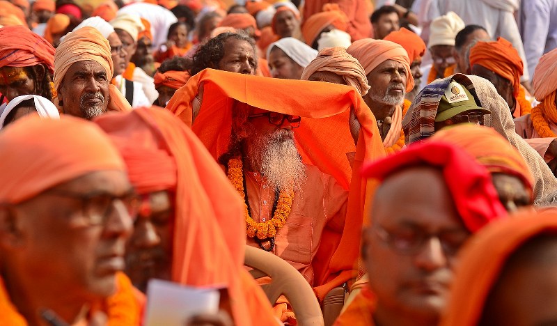 Over one lakh people chant Bhagavad Gita verses in Kolkata's Brigade Parade Ground