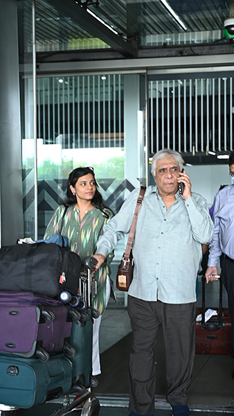 In Images: Actor Aanjjan Srivastav spotted in Kolkata
