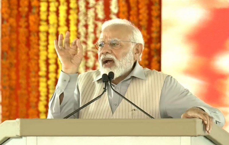 PM modi addresses public meeting in Telangana