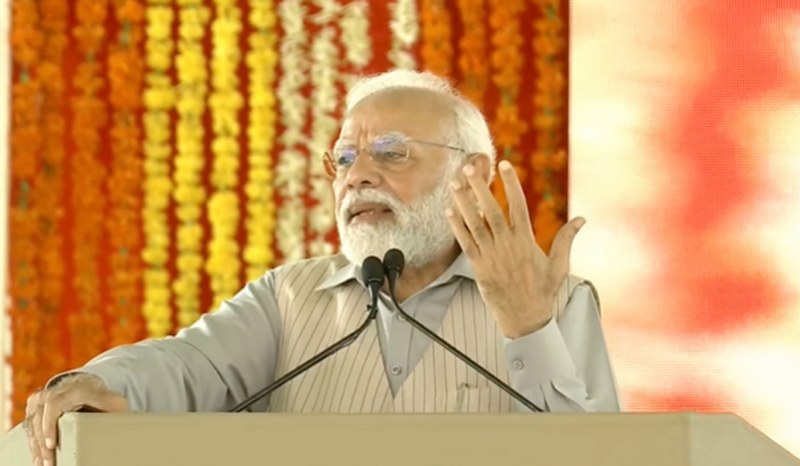 PM modi addresses public meeting in Telangana