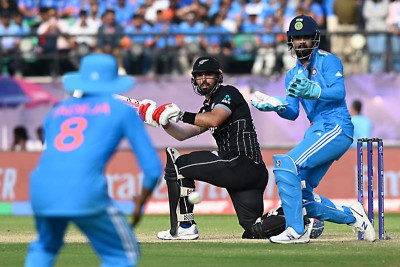 Shami picks up five wickets as India bowl out New Zealand for 273