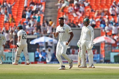 Ahmedabad Test: Australia 75/2 at lunch on day 1 against India