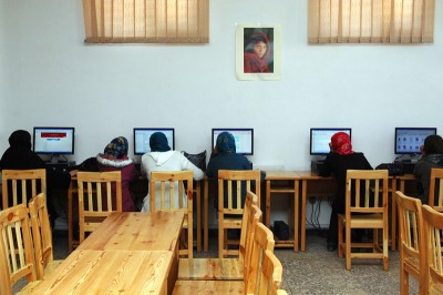 Afghanistan: Kabul businesswoman providing professional training to homeless women, students