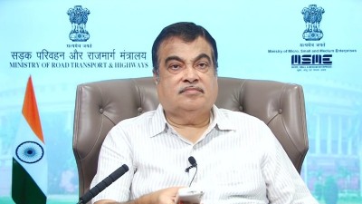 'Amusing': Gadkari on Rahul Gandhi's 'RSS people in ministries' claim