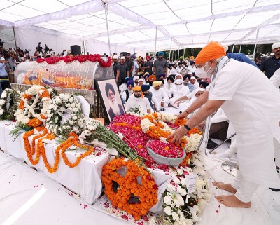 PM pays last respects to Parkash Singh Badal in Shiromani Akali Dal's office in Chandigarh