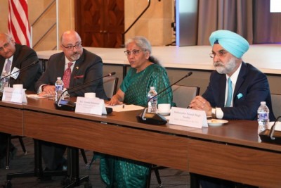 FM Sitharaman holds roundtable with investors, biz leaders during US visit