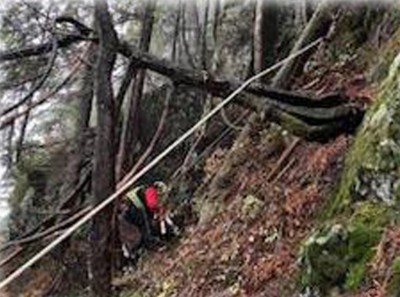 Canada: Hiker stranded on a cliff after following fake trail on Google map, rescued by helicopter