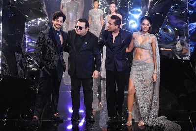 ICW: Rohit Gandhi, Rahul Khanna showcase their collection