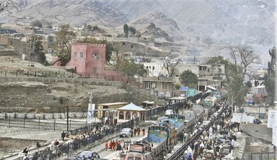 Pakistan-Afghanistan: Torkham border reopens after remaining closed for 10 days