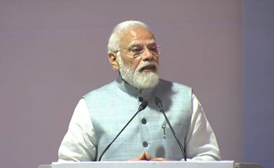 PM Modi greets people of Gujarat and Maharashtra on Statehood day