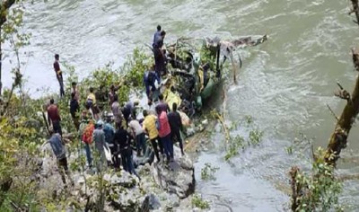 J&K: Army helicopter crashes in Kishtwar, 3 injured personnel evacuated: Northern Command