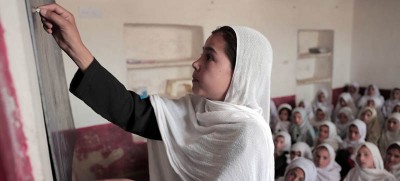 Afghanistan: Taliban bans women from taking university entrance examinations