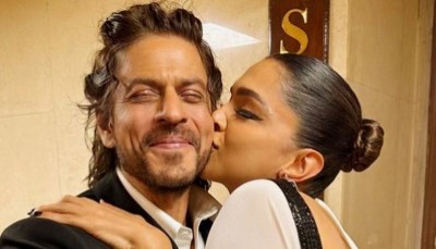 Shah Rukh Khan blushes as Deepika Padukone kisses him on cheeks at 'Jawan' event, Ranveer Singh says this