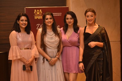 Priyanka Sarkar, Priyanka Mondol grace Glamourama 2023 curtain raiser in Kolkata