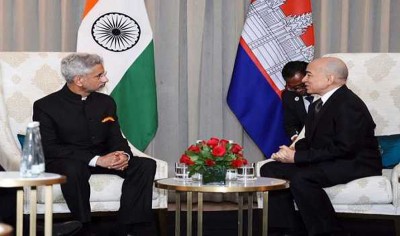 EAM Jaishankar calls on Cambodian King