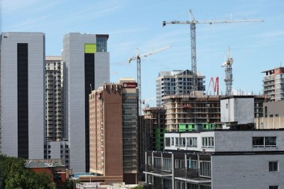 Canada's annual pace of housing starts fell 11 pct in March compared with Feb