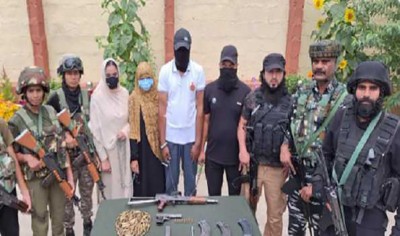 Kashmir: Security forces bust terror modules in Bandipora, one held