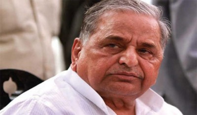 Padma Bhushan to Mulayam Singh Yadav mockery of his stature and contributions to country: SP leaders