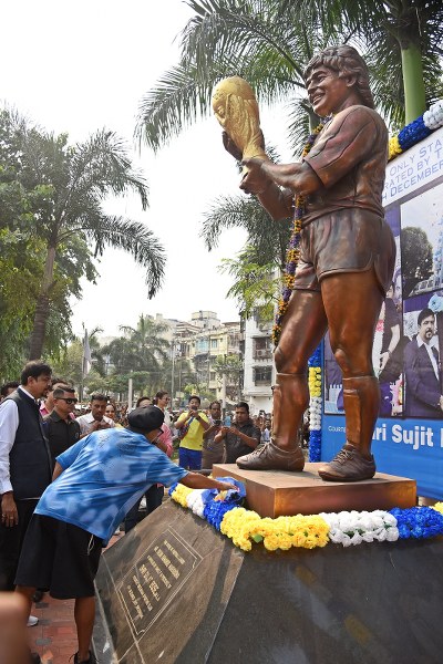 Ronaldinho in Kolkata amid Durga Puja festivities