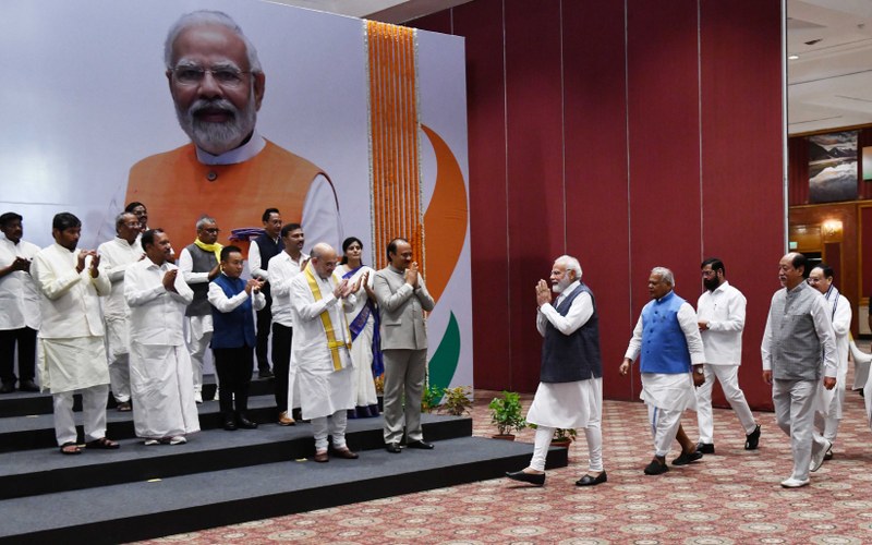 PM Modi receives grand welcomed at NDA meeting in Delhi