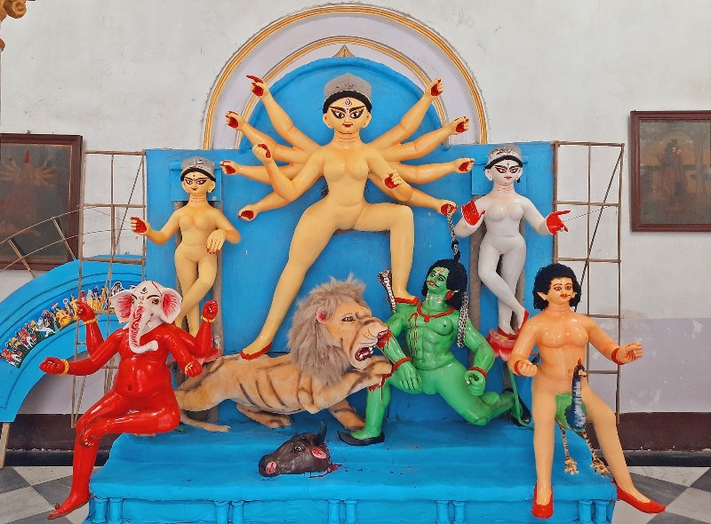 Heritage homes in Kolkata gear up for Durga Puja