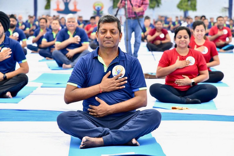 Slideshow: Air Force, Navy celebrate 10th International Day of Yoga