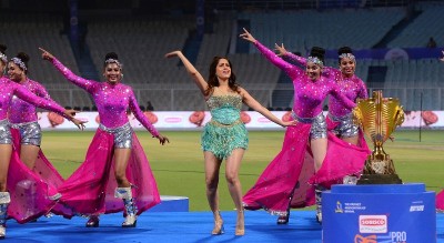 B-town beauty Nushrat Bharucha joins Tolly stars Jeet, Rukmini at Bengal Pro T20 League inaugural performance