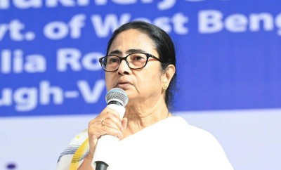 Mamata Banerjee suffered 'major injury' due to 'push from behind': Kolkata hospital