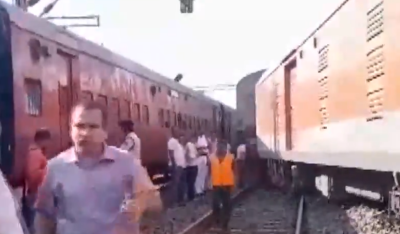 Three coaches of Secunderabad-Shalimar Express train derail at Nalpur in West Bengal's Howrah