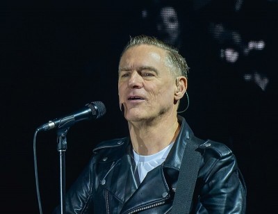 Kolkata: Bryan Adams thrills fans with his electrifying performance