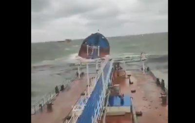 Oil spill spreads across Russian Black Sea coast after tankers damaged in storm