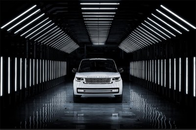 Jaguar Land Rover to make iconic Range Rover models in India; prices likely to come down