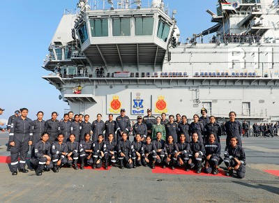 Droupadi Murmu witnesses operational demonstration by Indian Navy