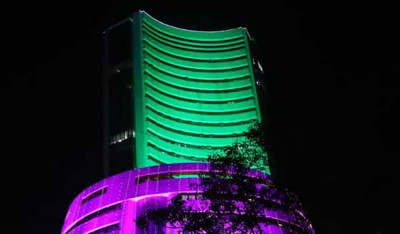 Sensex gains 165.32 pts at closing