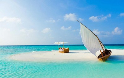 Maldives projects 2 million tourists in 2024