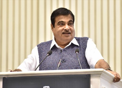 Automakers to give discounts to those scrapping old vehicles to buy new ones: Nitin Gadkari