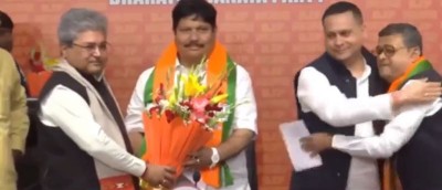 Arjun Singh returns to BJP, TMC MP Dibyendu Adhikari switches allegiance